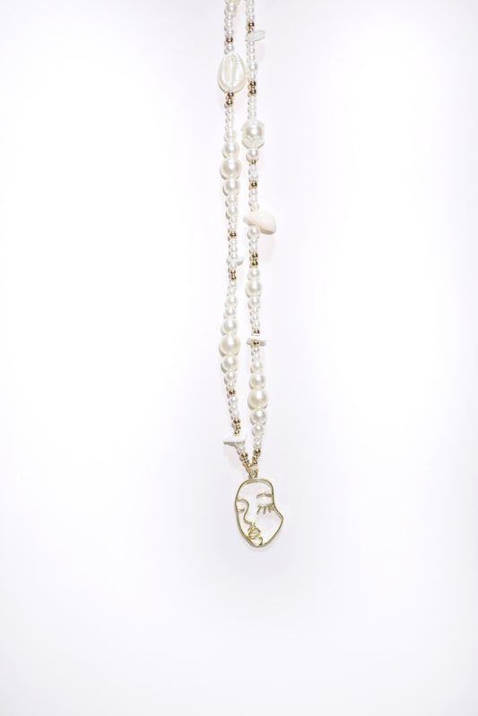 Artsy Pearl Phone Hanger