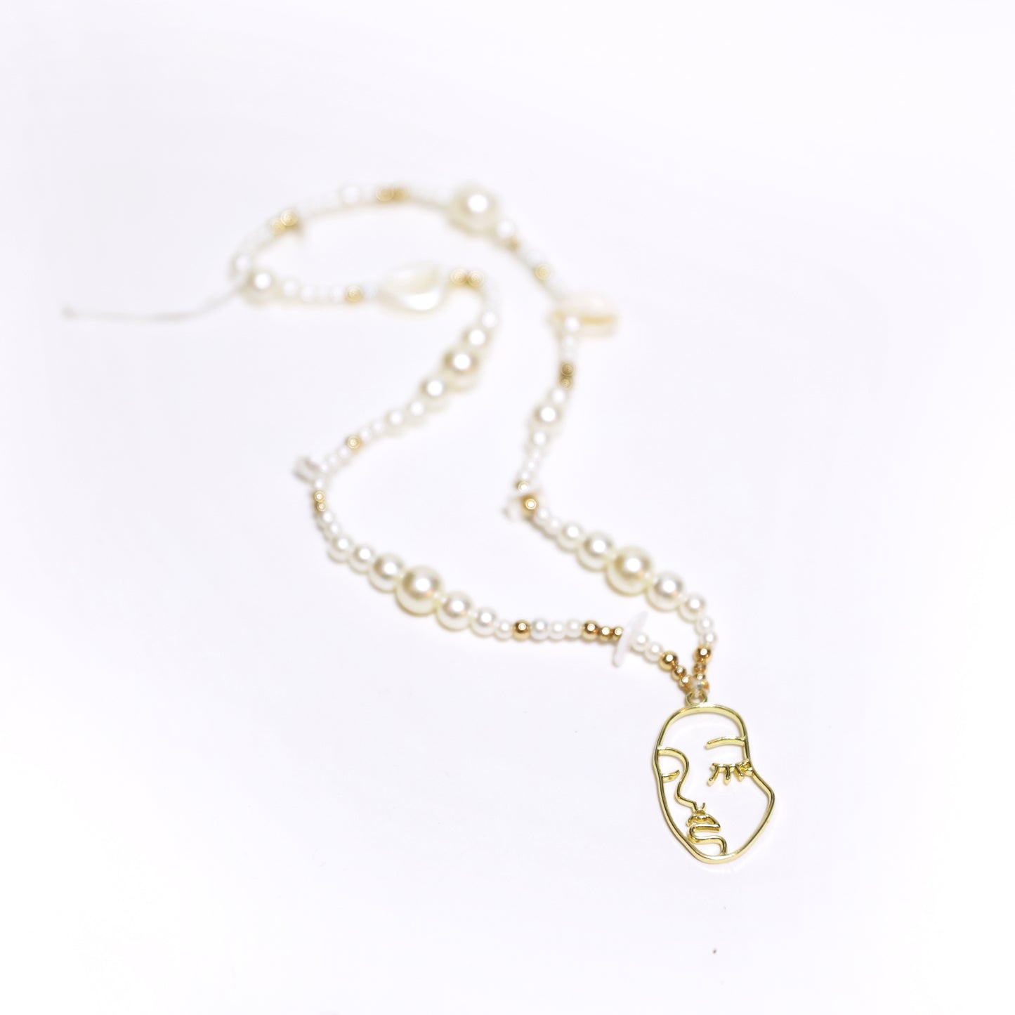 Artsy Pearl Phone Hanger